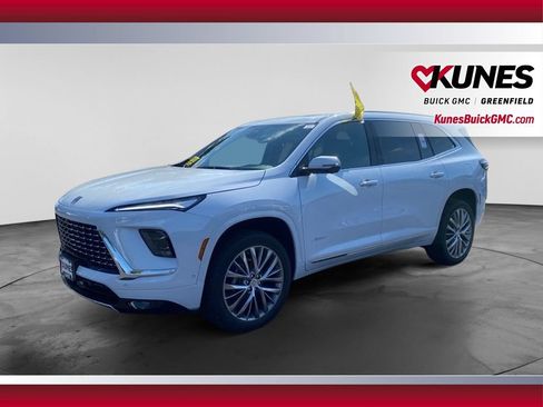 New 2026 Buick Enclave Avenir w/ Super Cruise Package FWD image 12