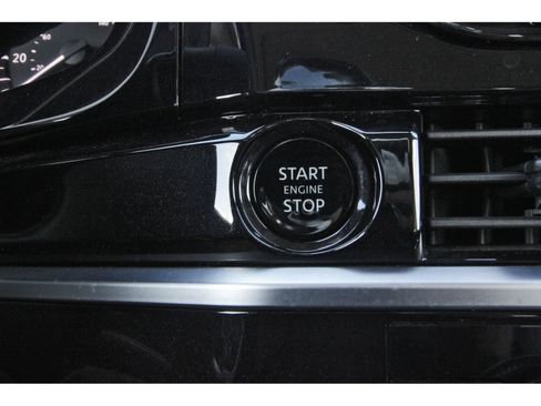 Certified 2025 Nissan Pathfinder SL w/ SL Premium Package FWD image 30