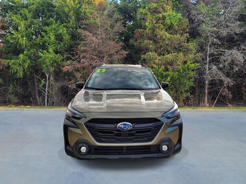 Certified 2025 Subaru Outback Onyx Edition AWD/4WD image 2