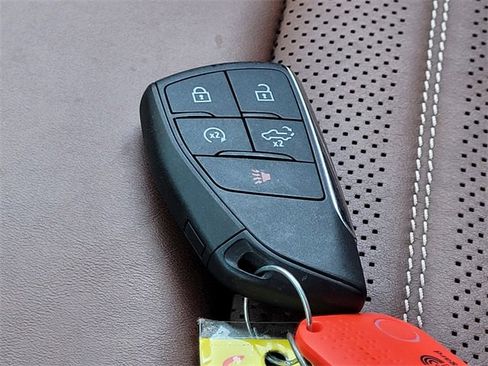 Used 2024 GMC Sierra 2500 Denali Ultimate image 25