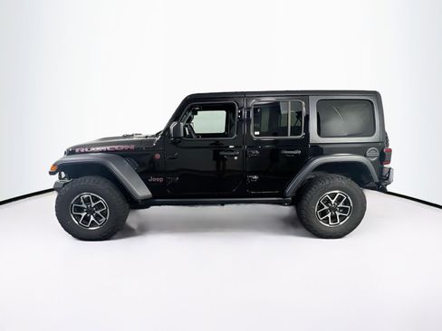 Used 2024 Jeep Wrangler Unlimited Rubicon w/ Convenience Group image 8