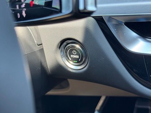 New 2025 Cadillac Lyriq Luxury w/ Nappa Leather Package image 28