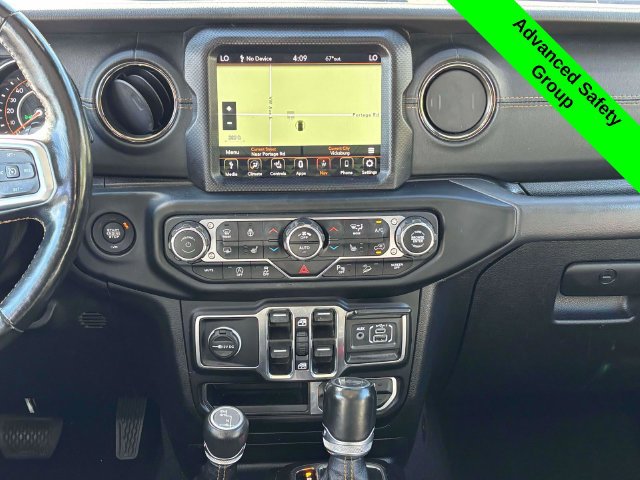Used 2021 Jeep Wrangler Unlimited Sahara AWD/4WD image 28