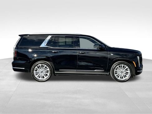 Certified 2025 Cadillac Escalade Premium Luxury w/ Touring Package image 3