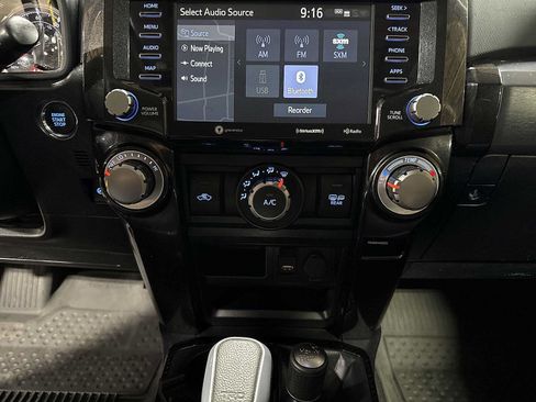 Used 2023 Toyota 4Runner TRD Off-Road Premium w/ Moonroof Package AWD/4WD image 20