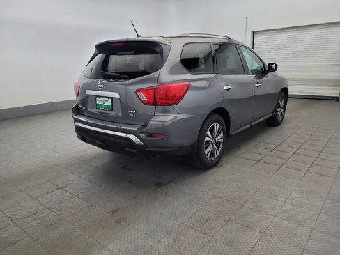 Used 2017 Nissan Pathfinder SV AWD/4WD image 9