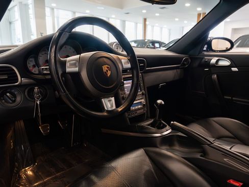Used 2005 Porsche 911 Carrera S image 19