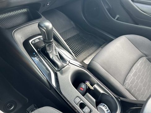 Used 2025 Toyota Corolla SE FWD image 29