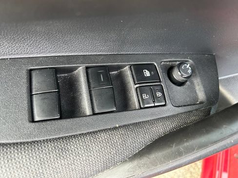 Used 2023 Toyota Corolla LE FWD image 17