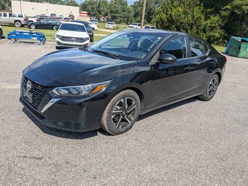 Used 2024 Nissan Sentra SV FWD image 8
