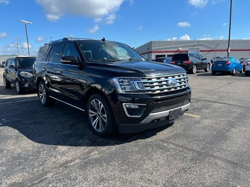 Used 2021 Ford Expedition Limited AWD/4WD image 2