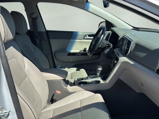 Used 2018 Kia Sportage EX w/ EX Technology Package FWD image 13