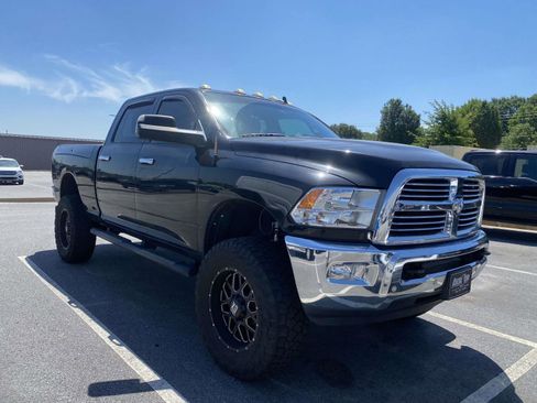 Used 2018 RAM 2500 Big Horn AWD/4WD image 1