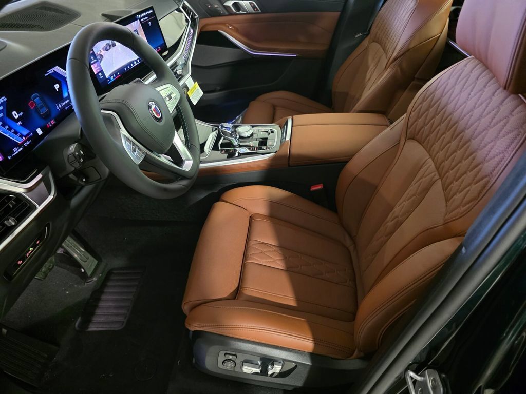 New 2026 BMW ALPINA XB7 AWD/4WD image 7