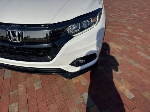 Used 2022 Honda HR-V Sport image 32