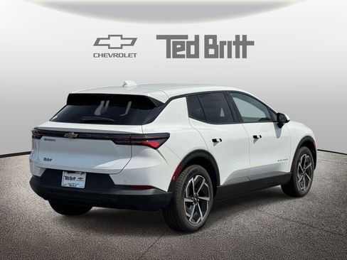 New 2026 Chevrolet Equinox EV LT FWD image 4