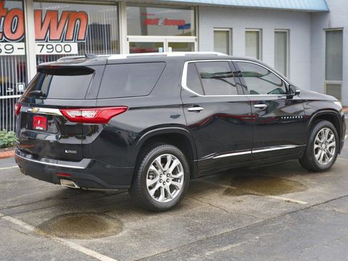 Used 2018 Chevrolet Traverse Premier w/ Driver Confidence II Package FWD image 21