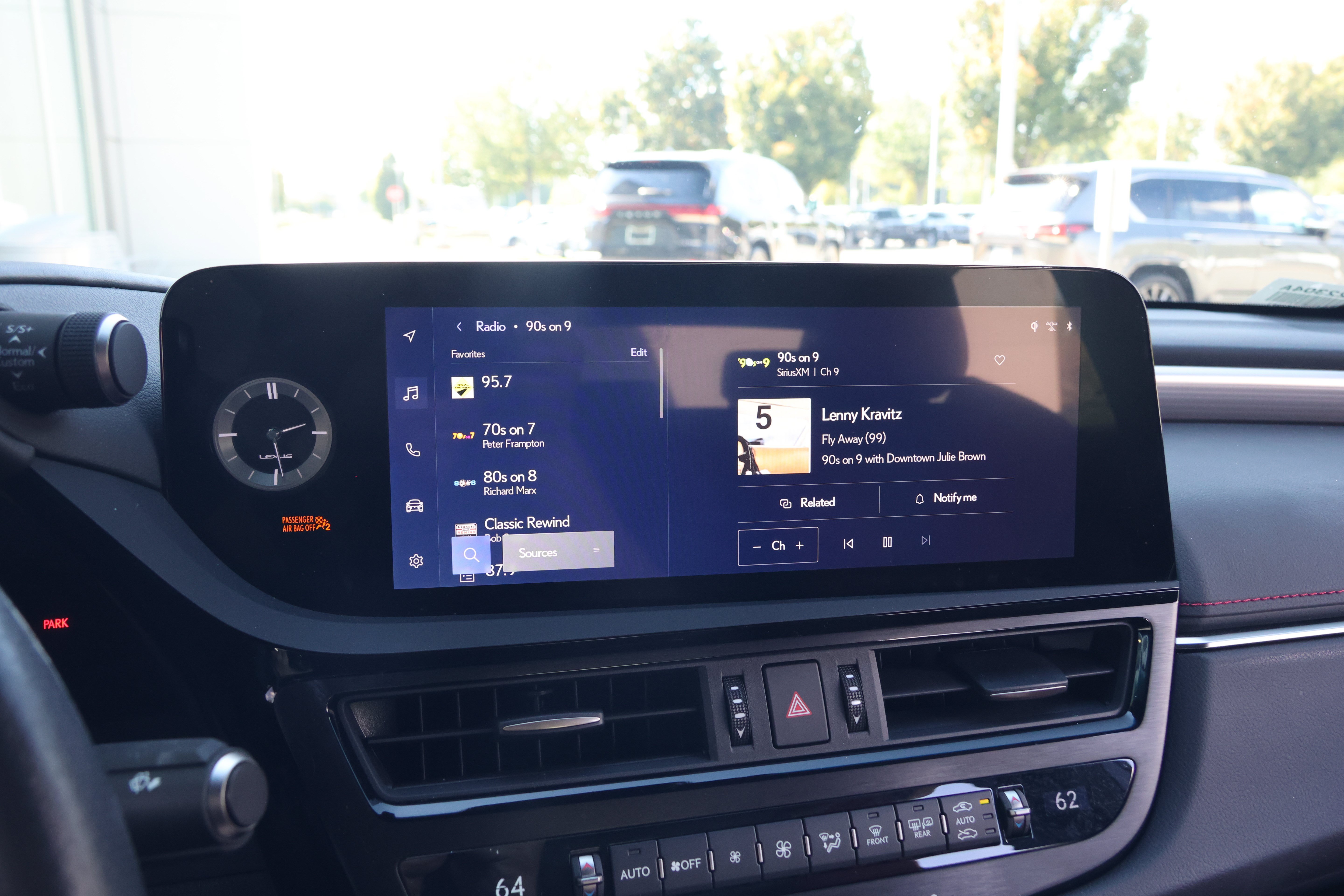 Certified 2024 Lexus ES 350 F Sport w/ Accessory Package (Z1) FWD image 19