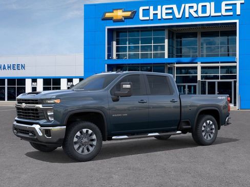 New 2026 Chevrolet Silverado 2500 LT image 2