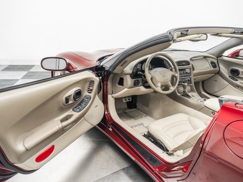 Used 2003 Chevrolet Corvette Convertible w/ Preferred Equipment Group1 RWD image 22