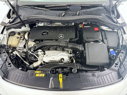 Used 2023 Mercedes-Benz GLA 250 4MATIC image 29