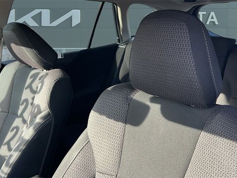 Used 2023 Subaru Outback Premium image 11