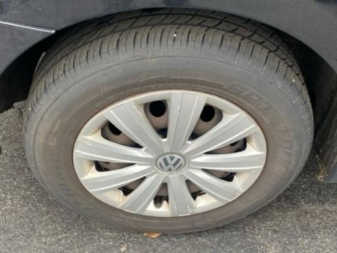Used 2013 Volkswagen Jetta S FWD image 23