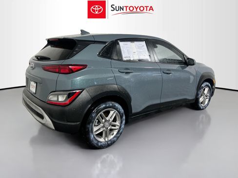 Used 2022 Hyundai Kona SE FWD image 4