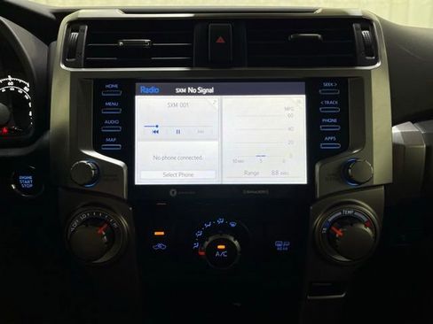 Certified 2022 Toyota 4Runner SR5 AWD/4WD image 18