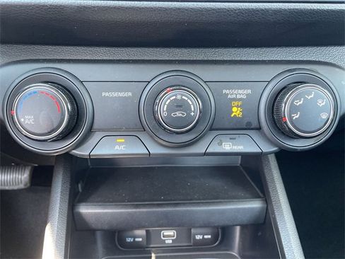 Used 2023 Kia Forte LXS image 32