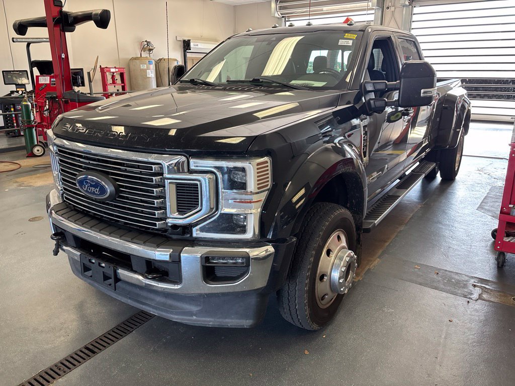 Used 2022 Ford F450 Lariat w/ Lariat Ultimate Package AWD/4WD image 2