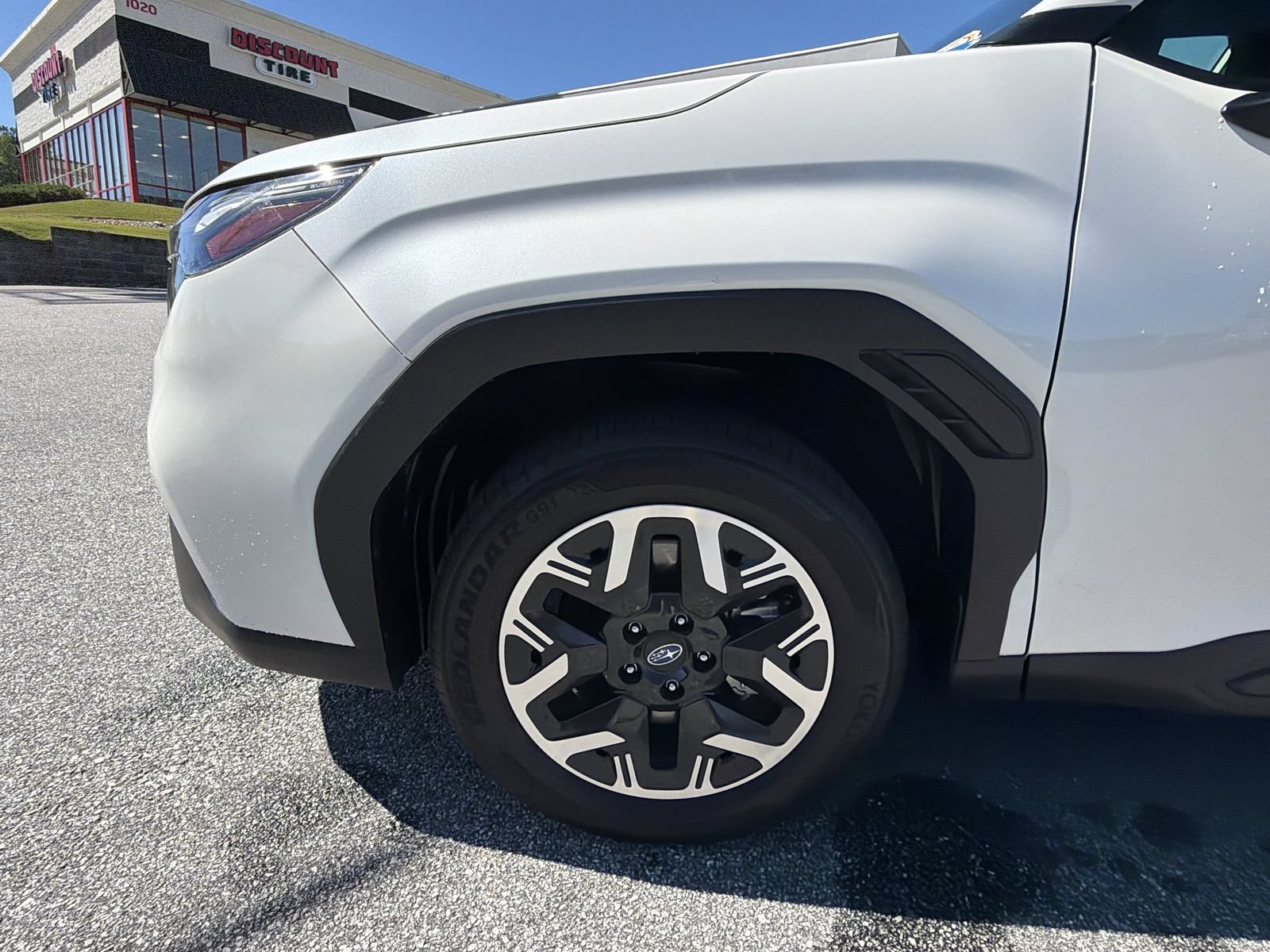 Certified 2025 Subaru Forester Premium AWD/4WD image 13