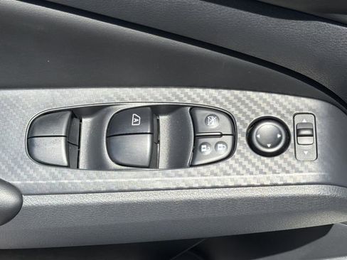 Certified 2025 Nissan Altima 2.5 S FWD image 26