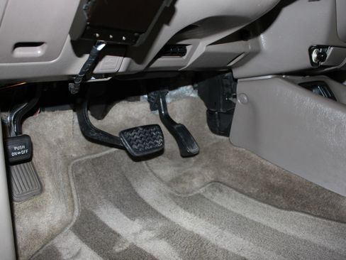 Used 2006 Toyota Tundra SR5 RWD image 9