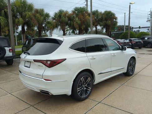 Certified 2026 Acura MDX w/Technology Package image 8