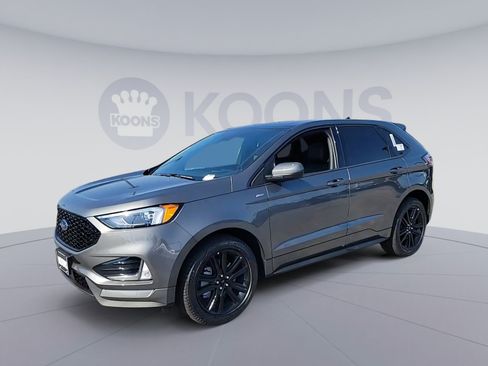 Used 2024 Ford Edge ST-Line w/ Class II Trailer Tow Package AWD/4WD image 7