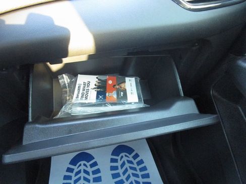 Used 2022 Chevrolet Equinox RS image 15