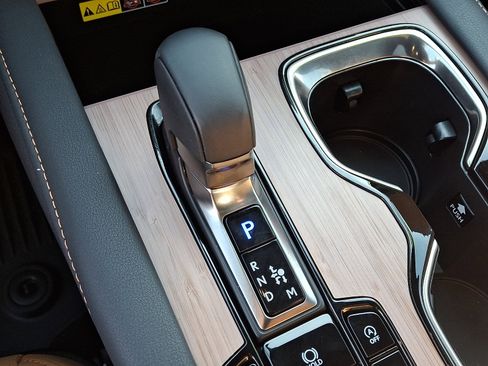 Used 2023 Lexus RX 350 Premium w/ Accessory Package image 15