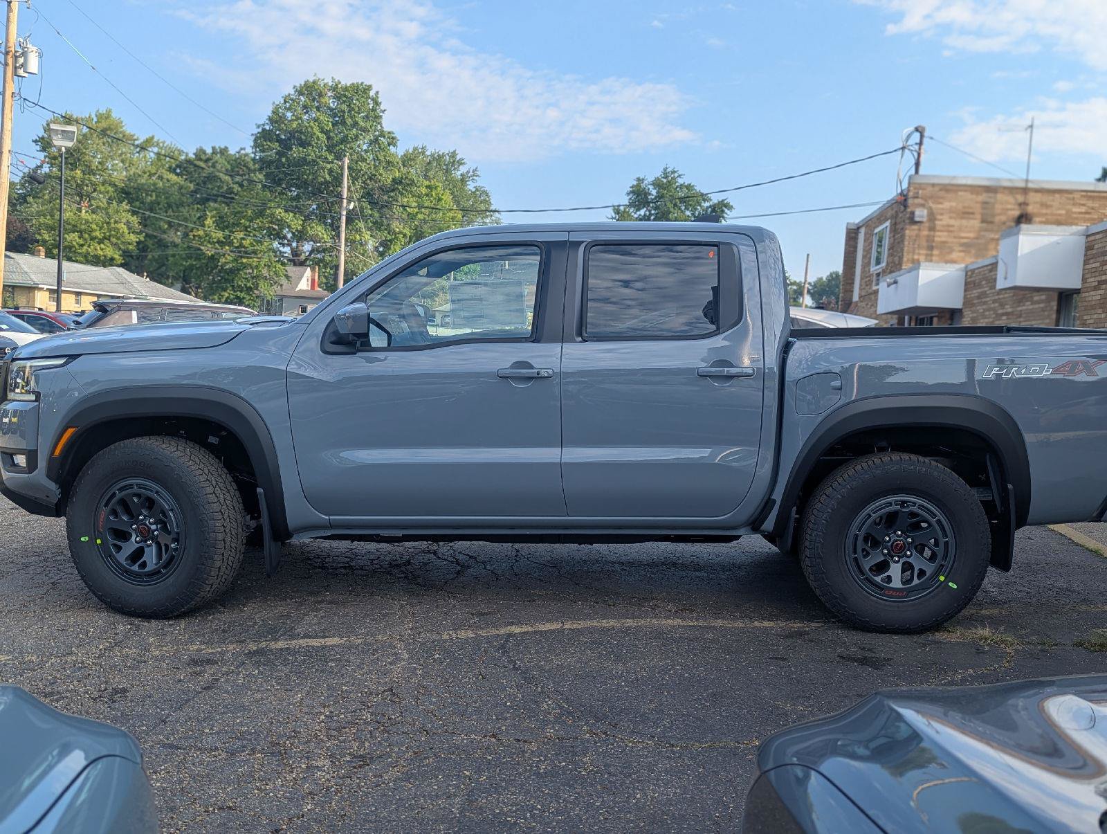 New 2026 Nissan Frontier PRO-4X w/ Pro-4x Convenience Package AWD/4WD image 6
