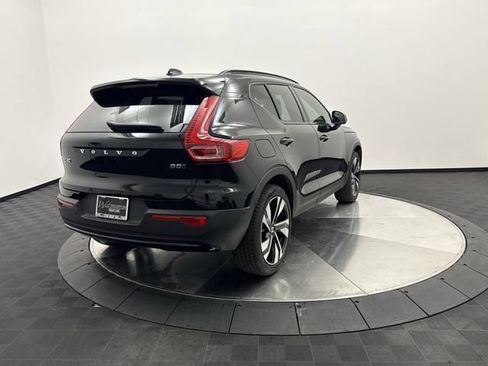 New 2026 Volvo XC40 B5 Ultra w/ Protection Package Premier AWD/4WD image 8
