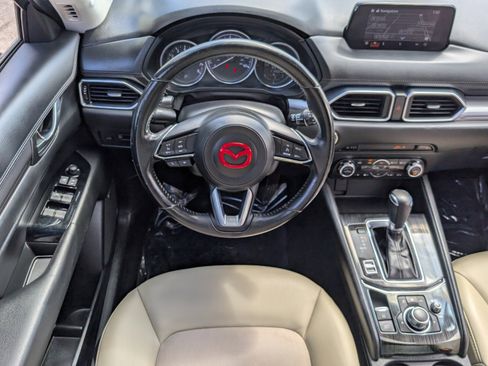 Used 2017 MAZDA CX-5 Touring w/ Preferred Equipment Package image 13