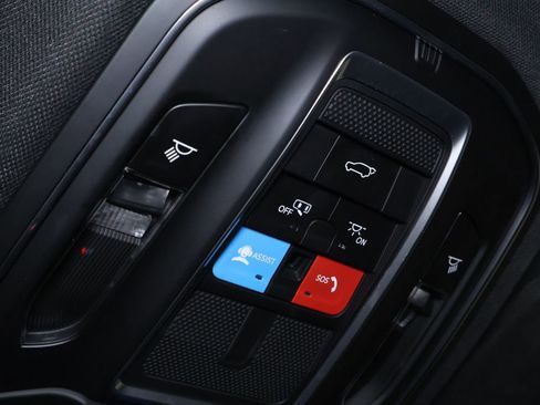 Used 2023 Jeep Grand Cherokee L Laredo image 30