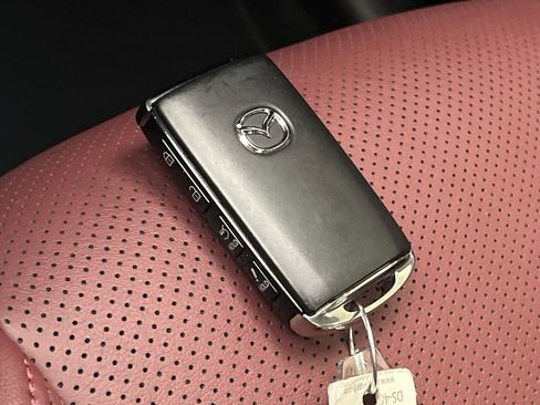 Certified 2025 MAZDA CX-70 3.3 Turbo w/ Premium Plus Pkg image 30