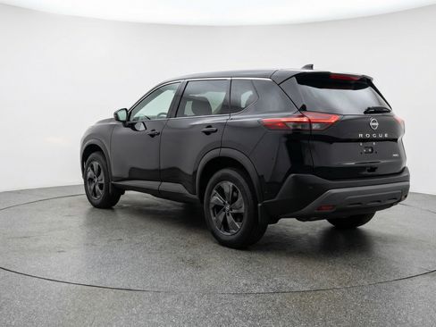 Used 2025 Nissan Rogue SV AWD/4WD image 6