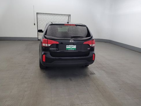 Used 2015 Kia Sorento LX AWD/4WD image 6
