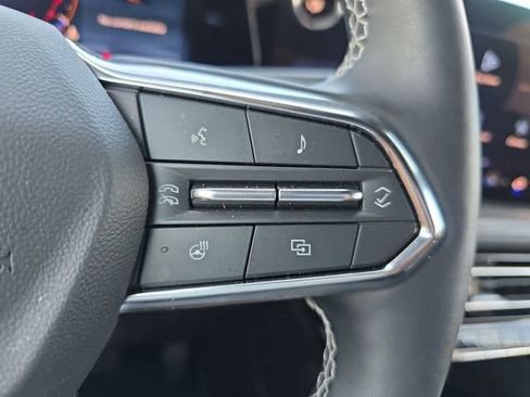 Used 2026 Chevrolet Traverse LT w/ Enhanced Driving Package FWD image 21