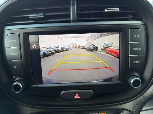 Certified 2024 Kia Soul LX w/ Option Group 015 image 31
