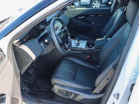 Used 2024 Land Rover Range Rover Evoque S AWD/4WD image 18