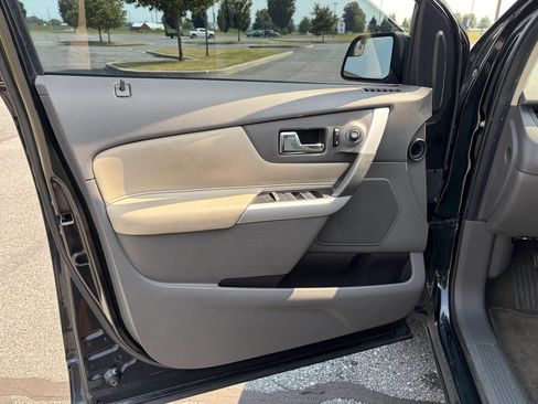 Used 2014 Ford Edge SE AWD/4WD image 12