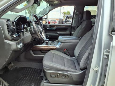 Used 2022 GMC Sierra 1500 Elevation w/ Preferred Package RWD image 18